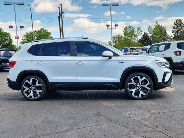 2023 Volkswagen Taos SEL