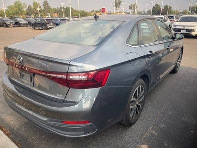 2025 Volkswagen Jetta SE