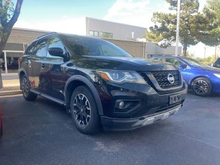 2020 Nissan Pathfinder SV