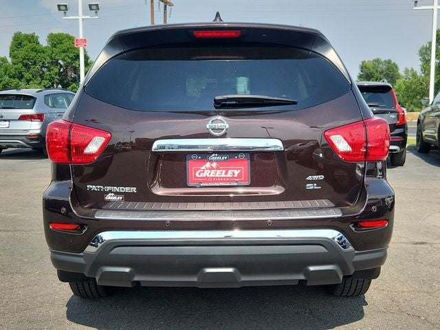 2020 Nissan Pathfinder SL