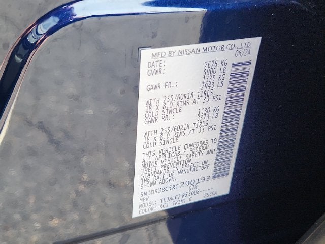 2024 Nissan Pathfinder SV