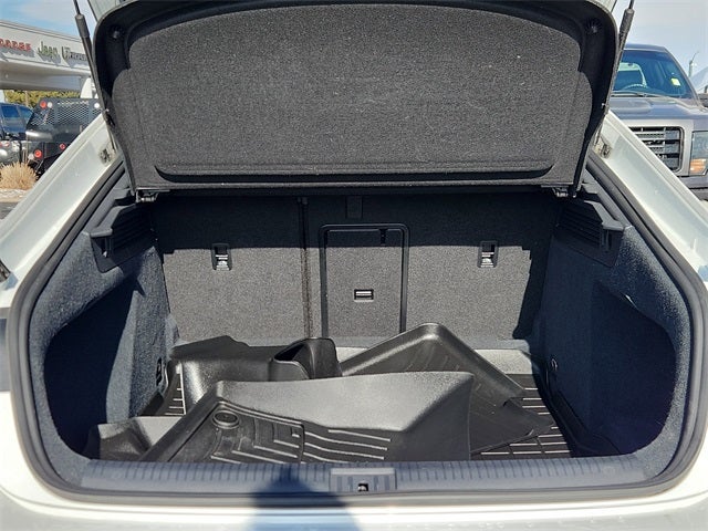 2022 Volkswagen Arteon SEL R-Line