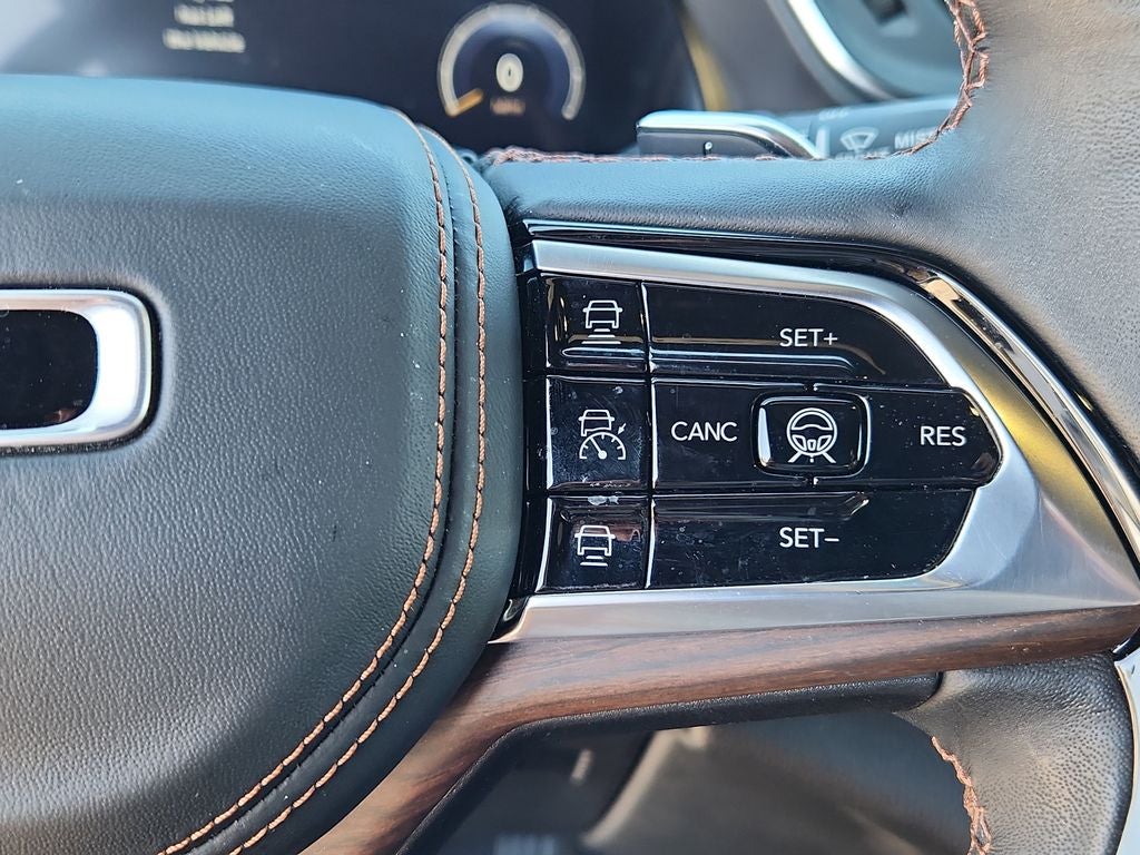 2024 Jeep Grand Cherokee Summit 4x4