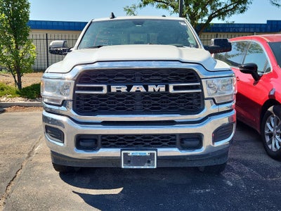 2022 RAM 2500 Tradesman Crew Cab 4x4 8' Box