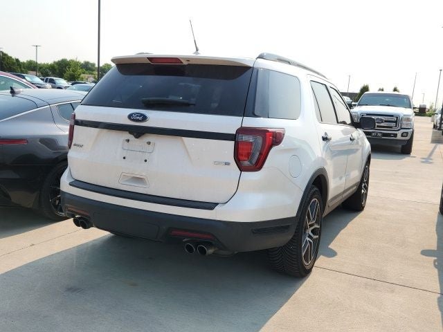 2018 Ford Explorer Sport