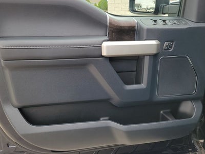 2022 Ford F-350SD Lariat