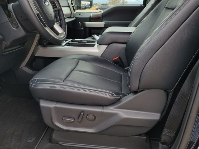 2022 Ford F-350SD Lariat