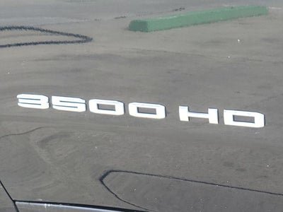 2022 GMC Sierra 3500HD SLT