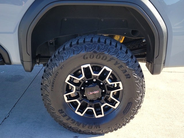 2025 GMC Sierra 2500HD AT4X