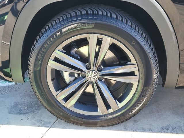 2021 Volkswagen Atlas 3.6L V6 SE w/Technology R-Line