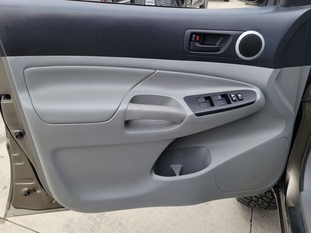 2015 Toyota Tacoma Base V6