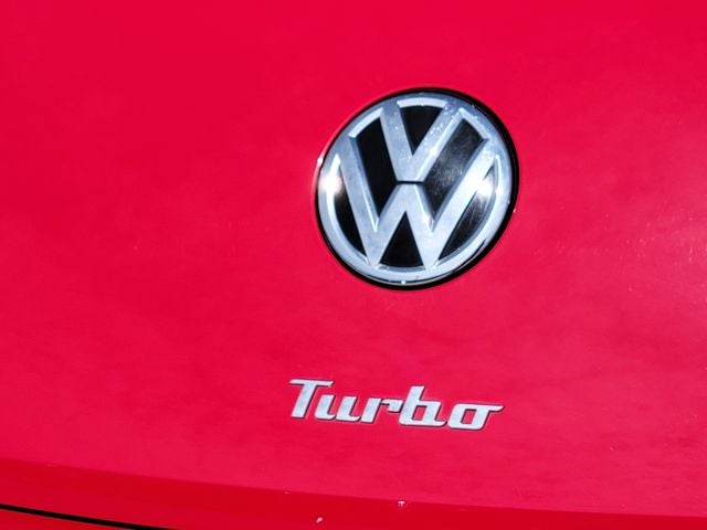 2018 Volkswagen Beetle 2.0T Coast