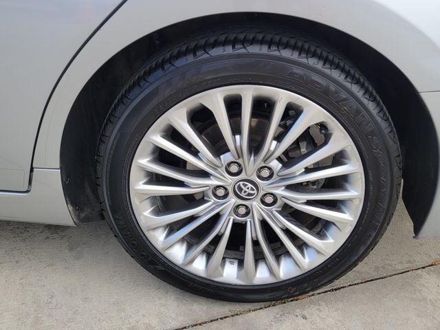 2020 Toyota Avalon Hybrid Limited