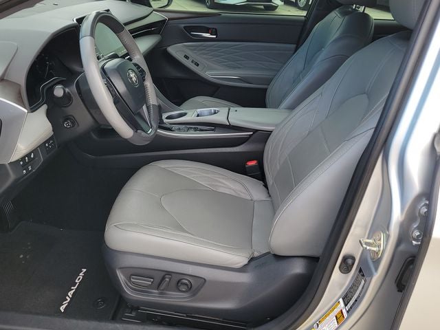 2020 Toyota Avalon Hybrid Limited