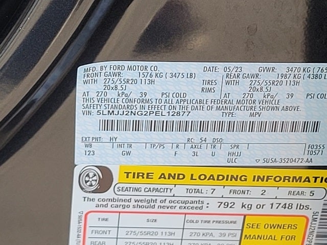 2023 Lincoln Navigator Standard