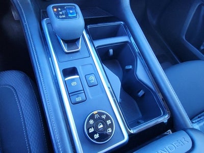 2022 Nissan Pathfinder S