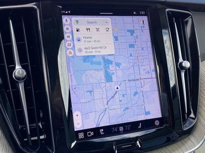 2023 Volvo XC60 Plus Bright Theme