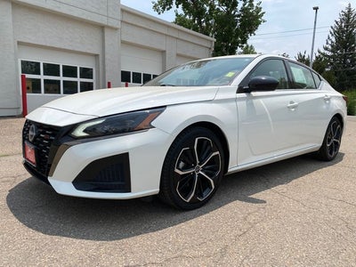 2024 Nissan Altima 2.5 SR