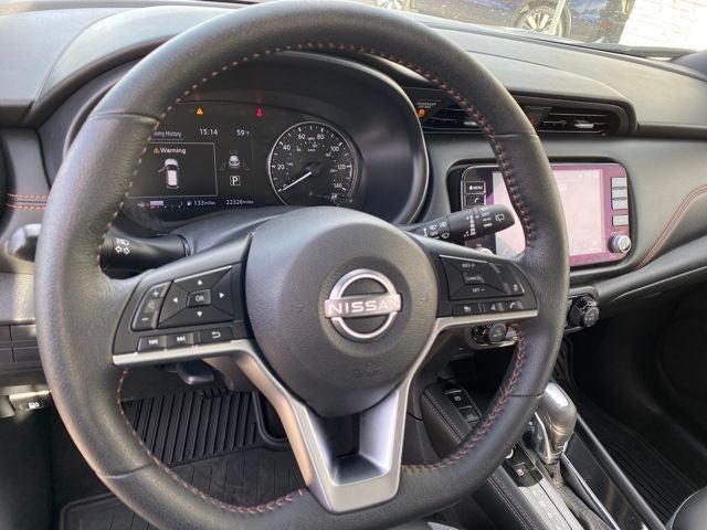 2023 Nissan Kicks SR
