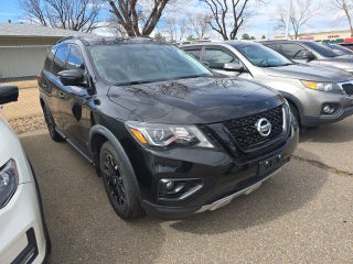 2020 Nissan Pathfinder SL