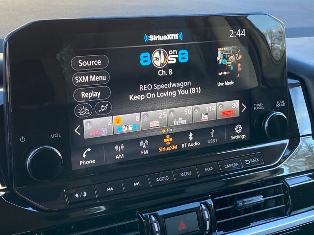 2025 Nissan Pathfinder SL