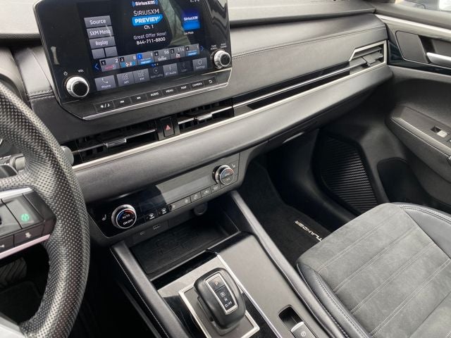 2023 Mitsubishi Outlander SE