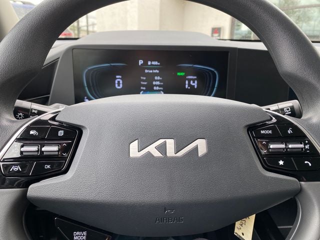 2024 Kia Niro LX