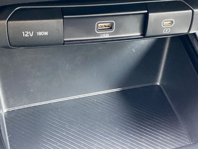 2024 Kia Niro LX