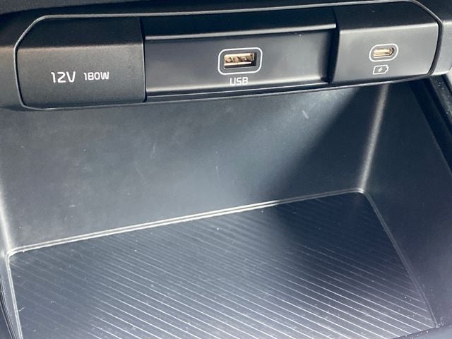 2024 Kia Niro LX