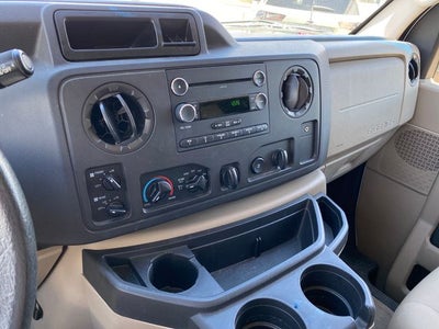 2013 Ford E-350SD XLT
