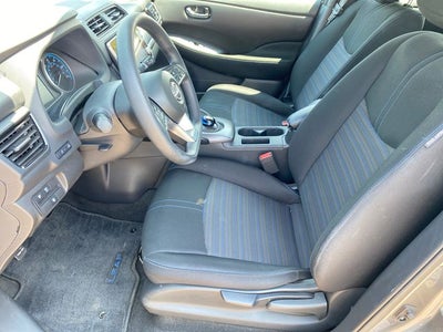 2025 Nissan Leaf S