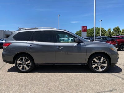 2015 Nissan Pathfinder S