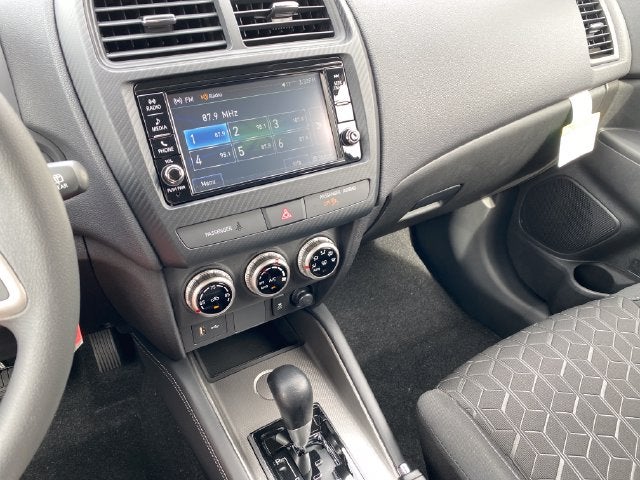 2027 Mitsubishi Outlander Sport Base