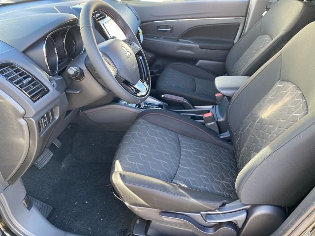 2026 Mitsubishi Outlander Sport 2.0 LE