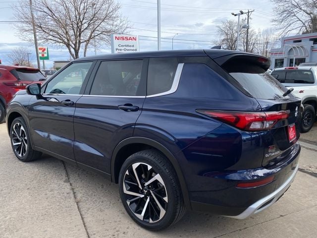 2024 Mitsubishi Outlander SE