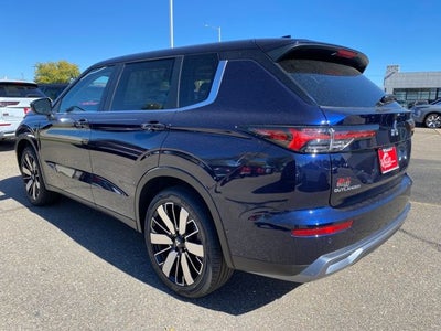 2025 Mitsubishi Outlander SE