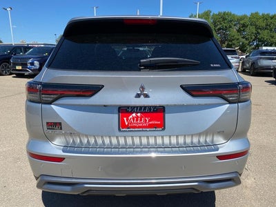 2026 Mitsubishi Outlander SE