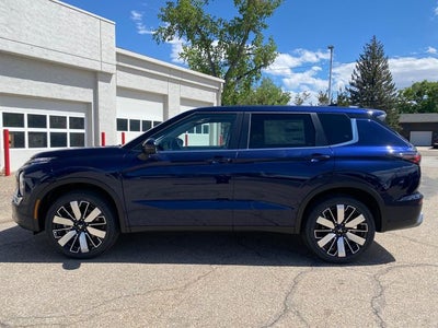 2026 Mitsubishi Outlander SE