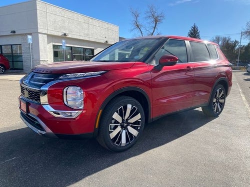 2026 Mitsubishi Outlander SE