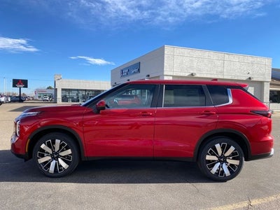 2026 Mitsubishi Outlander SE