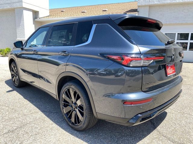 2026 Mitsubishi Outlander LE