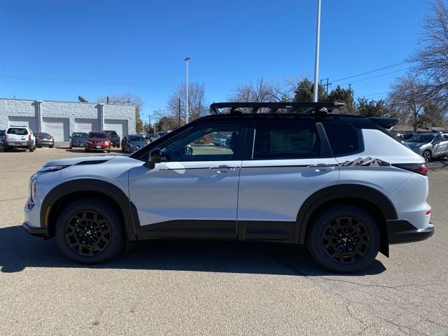 2026 Mitsubishi Outlander Trail Edition