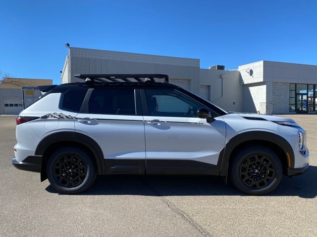 2026 Mitsubishi Outlander Trail Edition