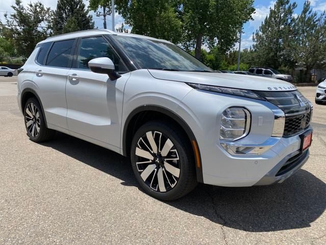 2025 Mitsubishi Outlander SEL