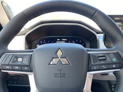 2025 Mitsubishi Outlander Platinum Edition