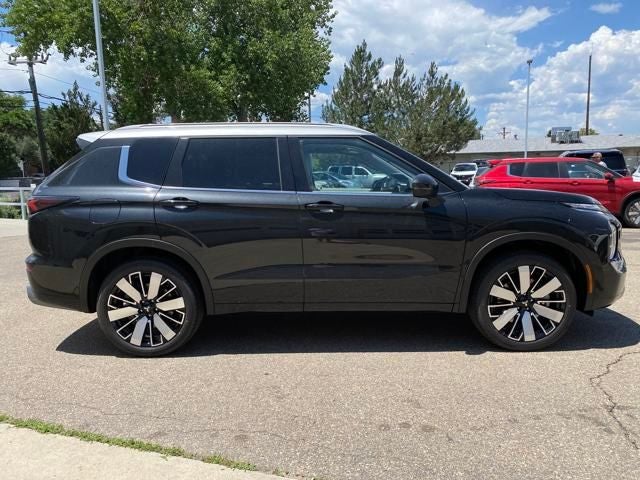 2025 Mitsubishi Outlander Platinum Edition