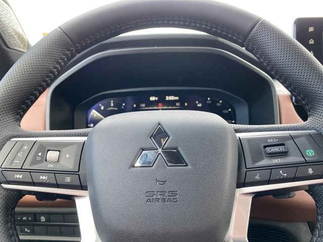 2026 Mitsubishi Outlander SEL