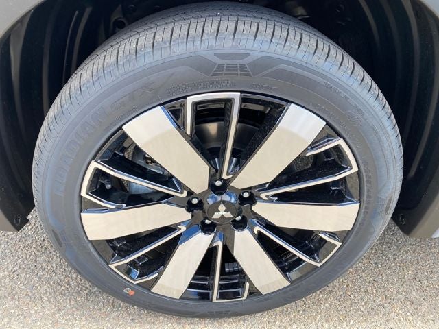 2026 Mitsubishi Outlander SEL