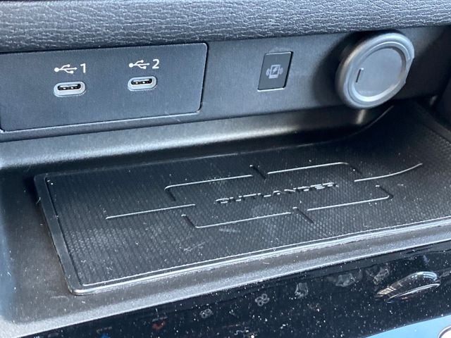 2026 Mitsubishi Outlander SEL