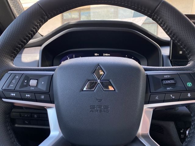 2026 Mitsubishi Outlander Black Edition